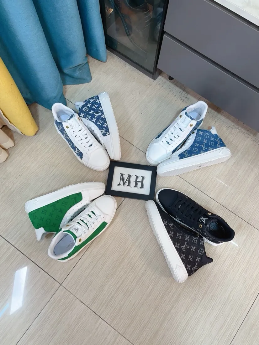 Men's shoes 💰560🌹🌹【LV】New men's high-top shoes, ‌global limited edition💯 shoes‌ are made of ‌original silk leather➕cowhide lining🐂top-grade workmanship! ‌Inner padding for feet: pure imported sheepskin lining, strappy sneakers, comfortable and breathable✅ luxurious and noble!! Men's shoe size: 38-44 💮
